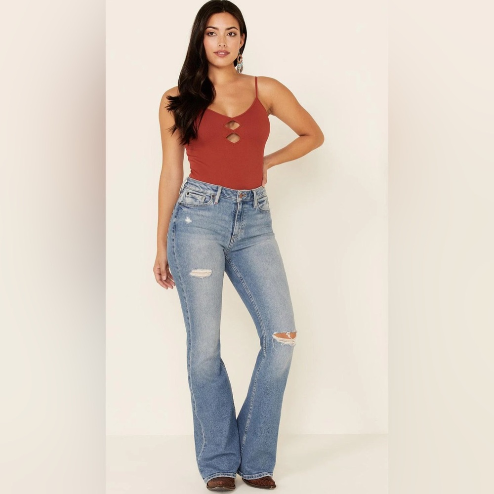 Idyllwind Light Blue Straight Leg Jeans